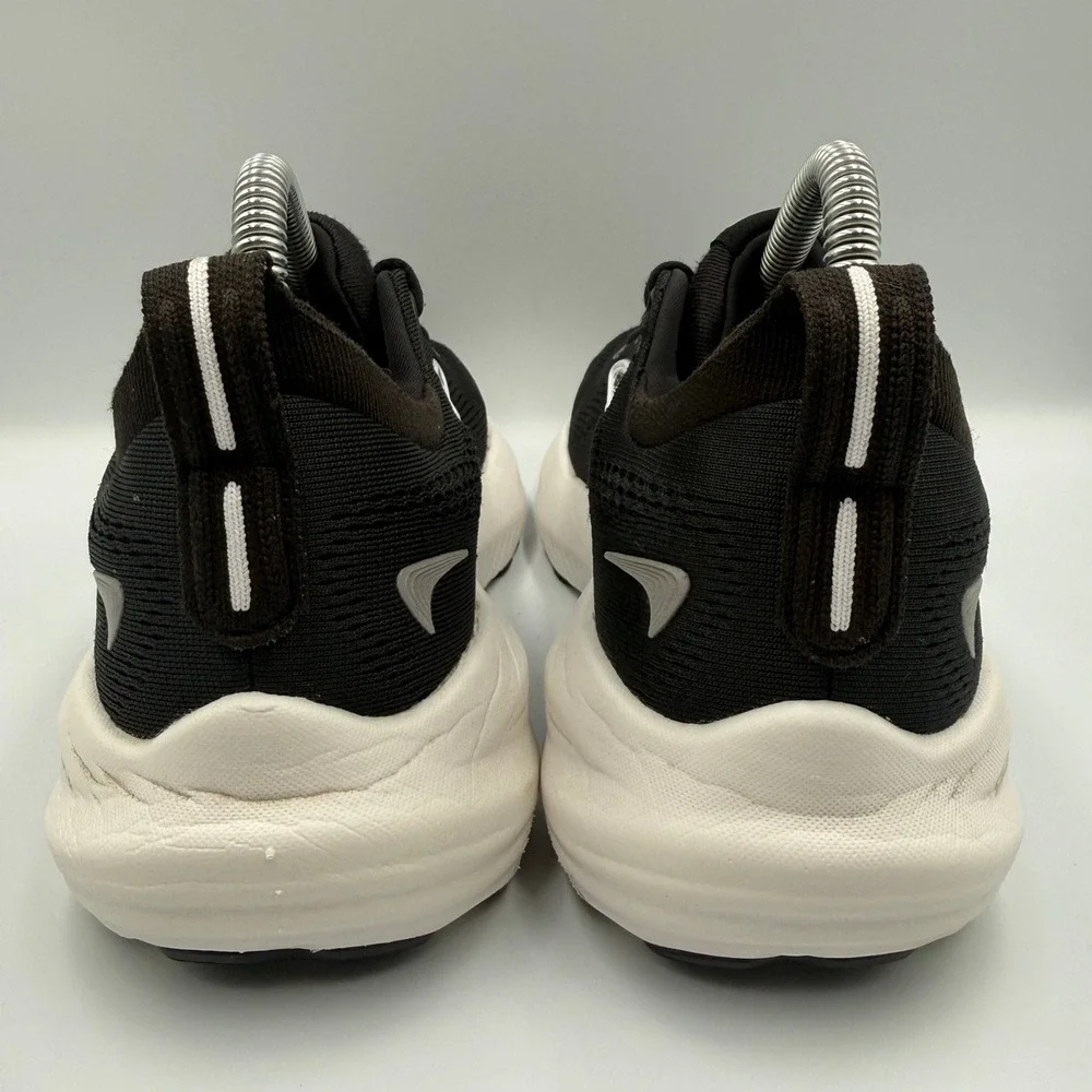 Brooks Glycerin 22 Black White Running Athletic Shoes Sneakers Womens 7.5 D Wide